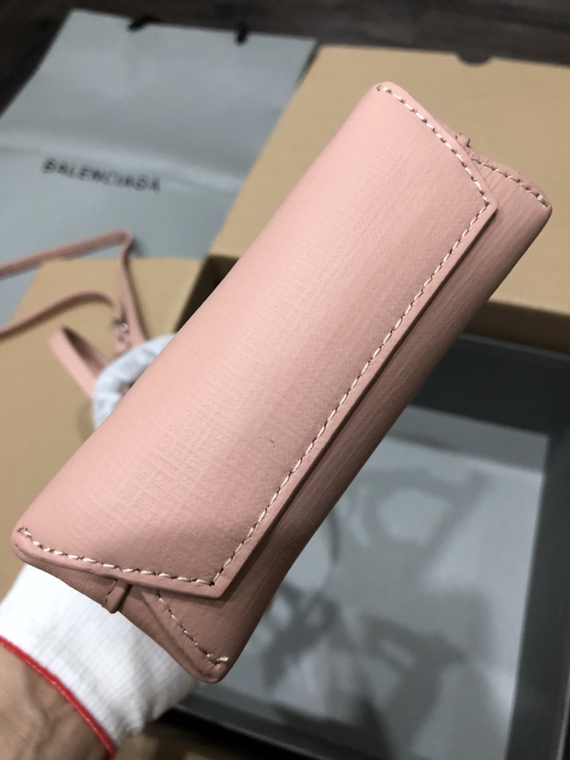 Ba1en*iaga shopping bags